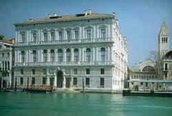 Palazzo_Grassi.jpg
