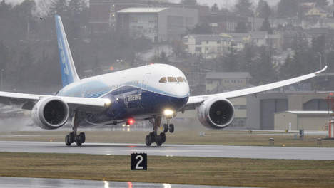 boeing_landing.jpg