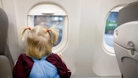 No_kids_airplane.jpg